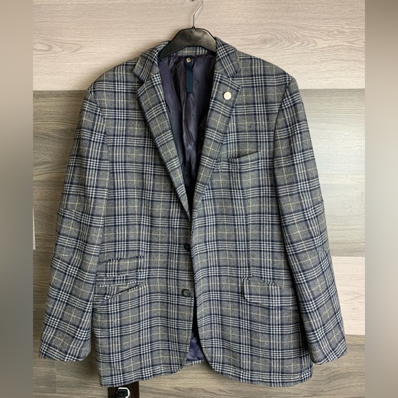 Plaid Blazer - Picture 1 of 7